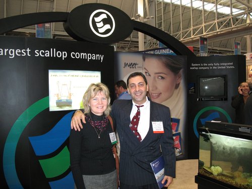 International Boston Seafood Show 2007. Джордж Тарабах (George Tarabaih) и Марина Муран на стенде компании